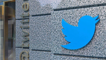 Twitter: Δεκάδες απολυμένοι κλήθηκαν να επιστρέψουν στη δουλειά