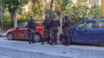 Άγιος Παντελεήμονας: Αλγερινός μαχαίρωσε δύο ομοεθνείς του - «Είχε παντού μαχαιριές» λέει φαρμακοποιός 