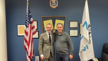 Κατσανιώτης: Η Ελληνική κοινότητα του Σικάγο αποτελεί ζωντανό κύτταρο του Οικουμενικού Ελληνισμού