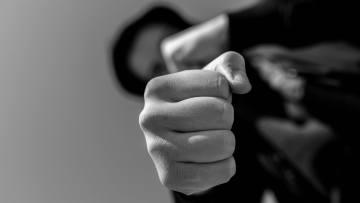 Ξυλοδαρμός 15χρονου σε ΕΠΑΛ στη Θεσσαλονίκη: Αποβλήθηκαν οι δύο μαθητές που συνελήφθησαν