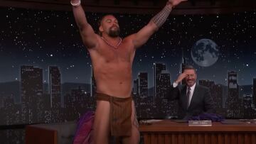 O Τζέισον Μομόα εμφανίστηκε γυμνός στην τηλεόραση: «Δεν μου αρέσει πια να φοράω ρούχα»
