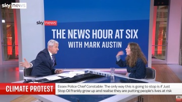 Χάος στον αέρα του Sky News με τον παρουσιαστή και ακτιβίστρια για το κλίμα