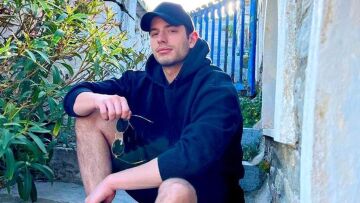 Βαγγέλης Κακουριώτης: Ο τραγουδιστής «εισβάλλει» στη Γη της ελιάς