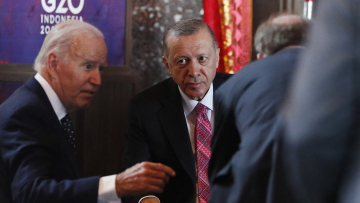 Μπάιντεν σε Ερντογάν: Θα συνεχίσω να στηρίζω τον εκσυγχρονισμό των τουρκικών F-16