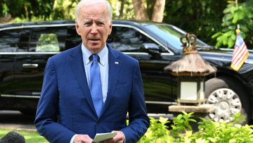 Μπάιντεν: Οι εκρήξεις στην Πολωνία μοιάζει «απίθανο» να οφείλονταν σε πυραύλους που εκτοξεύθηκαν από τη Ρωσία