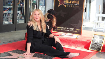 Κριστίνα Άπλγκεϊτ: Ο καρκίνος, η σκλήρυνση κατά πλάκας και ο φόβος πως δεν θα δουλέψει ξανά 