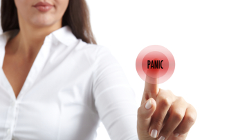 Σε λειτουργία το «κουμπί πανικού» κατά της ενδοοικογενειακής βίας σε Αττική και Θεσσαλονίκη