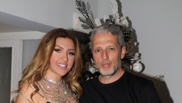 Έλενα Παπαρίζου - Ανδρέας Καψάλης: Σπάνια κοινή φωτογράφιση του ζευγαριού σε νυχτερινό κέντρο