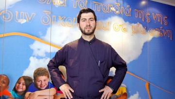 Κιβωτός του Κόσμου: Στην Αθήνα είναι ο πατέρας Αντώνιος - «Δεν κρύβεται, τον συνάντησα» λέει ο αδερφός του