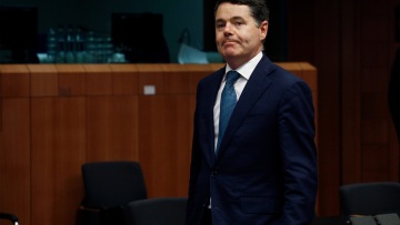Παραιτείται από υπουργός Οικονομικών της Ιρλανδίας ο πρόεδρος του Eurogroup, Πασκάλ Ντόναχιου
