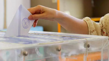 Δημοσκόπηση ALCO: Στις 7 μονάδες η διαφορά ΝΔ με ΣΥΡΙΖΑ, στις 14 μονάδες το προβάδισμα Μητσοτάκη