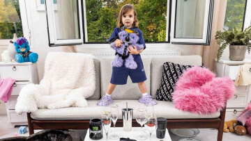 Balenciaga: Καταστρέφουν τα προϊόντα μετά τις διαφημίσεις με τα σαδομαζοχιστικά αρκουδάκια - Βίντεο