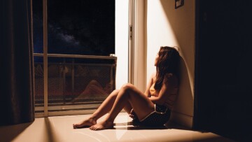 Κατάθλιψη: Αυξημένος κατά 40% ο κίνδυνος για όσους επιλέγουν αυτό το μοτίβο διαβίωσης