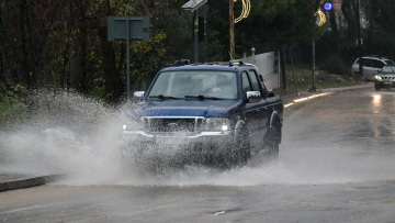 Χαλκιδική, Κατερίνη και Λήμνο χτύπησε η κακοκαιρία Άριελ - Πού κατευθύνεται τώρα 