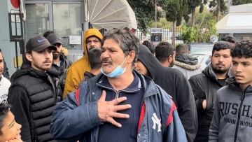 Θεσσαλονίκη: «Θα πάω και θα τον κάνω ανταλλακτικά» - Ο παππούς του 16χρονου απειλεί τον βενζινοπώλη