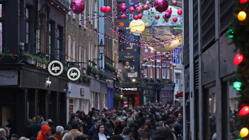 Μεγάλη Βρετανία: Χριστουγεννιάτικο χάος «υπόσχονται» τα συνδικάτα στον Σούνακ