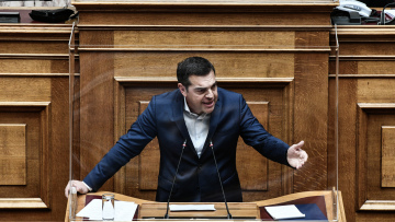 Τσίπρας: Αν όλοι είναι συκοφάντες αποχαρακτηρίστε το απόρρητο