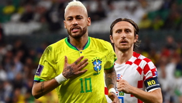 Μουντιάλ 2022: Ο Νεϊμάρ ισοφάρισε τον Πελέ αλλά το γκολ του δεν έφτασε για τη Βραζιλία