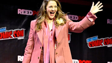 «Δεν θεωρώ πώς μπορούν να το εκτιμήσουν»: Η Ντρου Μπάριμορ δεν αγοράζει δώρα Χριστουγέννων στις κόρες της