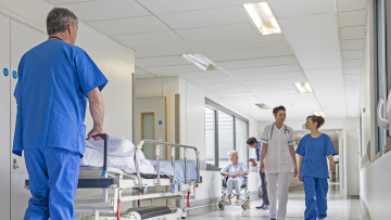 Γρίπη - Κορωνοϊός - RSV: Συναγερμός για τον χειμώνα λόγω της «τριδημία»