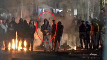 Θεσσαλονίκη: Φωτογραφίες-ντοκουμέντο με τους Ρομά να κρατούν καραμπίνες