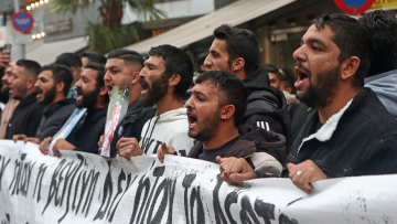 Τι είπε στην απολογία του ο αστυνομικός που πυροβόλησε τον 16χρονο - «Έριξα χαμηλά και τις δύο φορές»