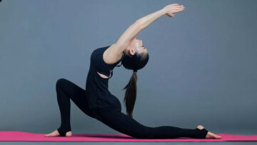 Kάτι τρέχει με τη Yoga, που αποκτά φανατικό κοινό τώρα και σε άνδρες. Διαλογισμός, γυμναστική ή και τα δύο;