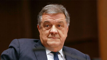 Qatar-gate: Έφοδος στα σπίτια του Αντόνιο Παντζέρι - Εκδίδονται η κόρη και η σύζυγός του στο Βέλγιο