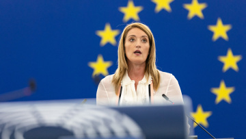 Μετσόλα για Qatargate: Το Ευρωκοινοβούλιο και η Δημοκρατία δέχονται επίθεση