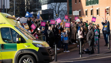 Βρετανία: Αναβιώνει ο «χειμώνας δυσαρέσκειας» - Γιατί βρίσκεται στη δίνη απεργιακών κινητοποιήσεων