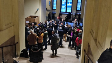 Εύα Καϊλή: Δεσμεύεται το οικόπεδό της στην Πάρο