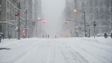 Πολικό ψύχος και σφοδρές χιονοπτώσεις στις κεντρικές και ανατολικές ΗΠΑ