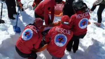 Όλυμπoς: Θρίλερ η επιχείρηση ανάσυρσης του ορειβάτη που έχασε τις αισθήσεις του