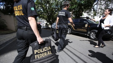 Βραζιλία: Ταραχές και απόπειρα πραξικοπήματος από υποστηρικτές του Μπολσονάρου - Τέσσερις συλλήψεις