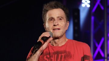 Κώστας Μπίγαλης: «Η δισκογραφική μου εταιρεία, μου απέκρυπτε τις πωλήσεις για να μη ζητήσω λεφτά»