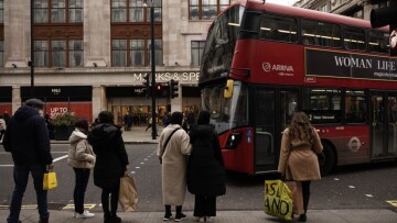 Βρετανία: Λουκέτο σε 50 καταστήματα κάθε μέρα του 2022