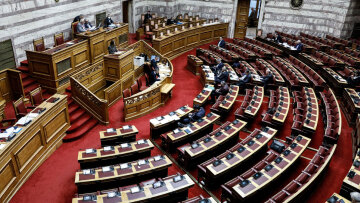 Οι αλλαγές στον εκλογικό χάρτη μετά την απογραφή - Οι κερδισμένοι και οι χαμένοι των κομμάτων