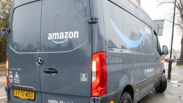 Βρετανία: Για πρώτη φορά απεργούν οι εργαζόμενοι στην Amazon