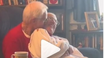 Δείτε το βίντεο: Είναι παντρεμένοι 62 χρόνια και συμπεριφέρονται σαν ερωτευμένοι έφηβοι