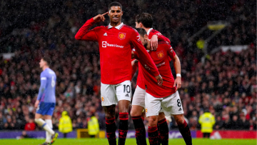 League Cup: Στα ημιτελικά η Μάντσεστερ Γιουνάιτεντ μετά τη νίκη της με 3-0 επί την Τσάρλτον - Δείτε τα γκολ