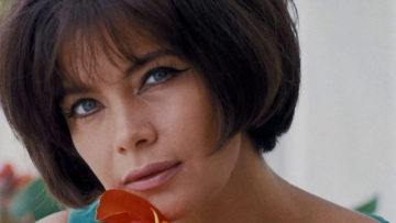 Η Τζένη Καρέζη έφτασε κοντά στην κουμπαριά με την Χούντα που την φυλάκισε και την βασάνιζε