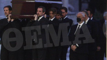 Τέως βασιλιάς Κωνσταντίνος: Η τελική πρόβα για την κηδεία του με τα παιδιά και εγγόνια του να σηκώνουν το φέρετρο