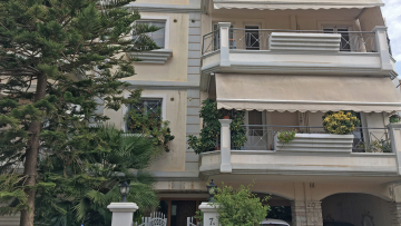 Μοσχάτο: Ομολόγησε η 47χρονη για τον απαγχονισμό του 50χρονου - Τον βοήθησα, του έσπρωξα την καρέκλα