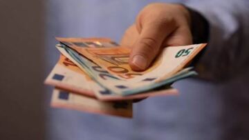 Προϋπολογισμός: Δημοσιονομικός χώρος άνω του 1 δισ. ευρώ για παροχές έως τις εκλογές