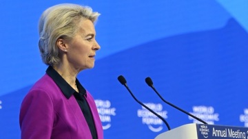 Νταβός - Φον ντερ Λάιεν: Η υποστήριξή μας στην Ουκρανία δεν θα χαλαρώσει