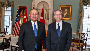 Με άδεια χέρια έφυγε ο Τσαβούσογλου από τη συνάντηση με Μπλίνκεν για τα F-16