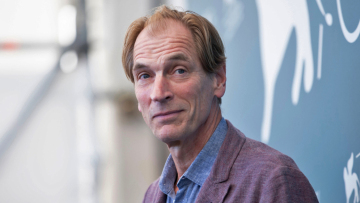 Τζούλιαν Σαντς: Ο διάσημος Βρετανός ηθοποιός εξαφανίστηκε ενώ έκανε πεζοπορία