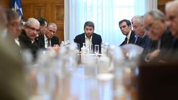 Ανδρουλάκης σε ελεύθερους επαγγελματίες - Θα καταθέσουμε τροπολογία για τις ασφαλιστικές εισφορές