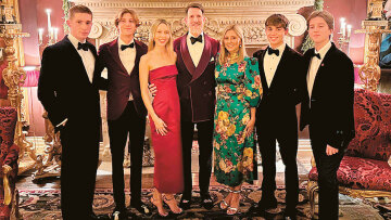 «The Crown» αλά ελληνικά: Ο «διάδοχος Παύλος» έχει προίκα 2,5 δισ. δολάρια