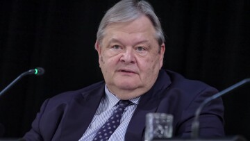 Βενιζέλος: Αν μετρούσα εχθρούς και φίλους δεν θα «Μέναμε Ευρώπη» ήδη από το 2011